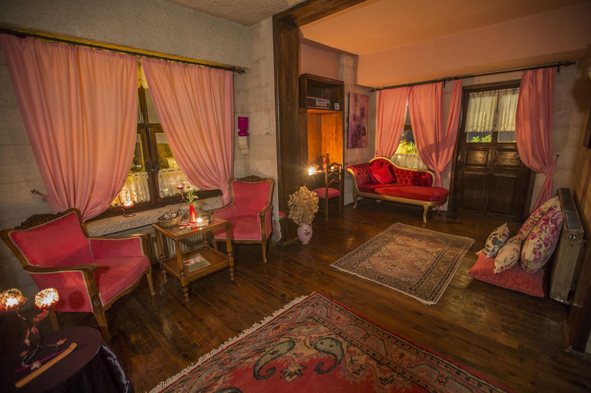 Karlik Evi Hotel - Special Category Üçhisar Buitenkant foto